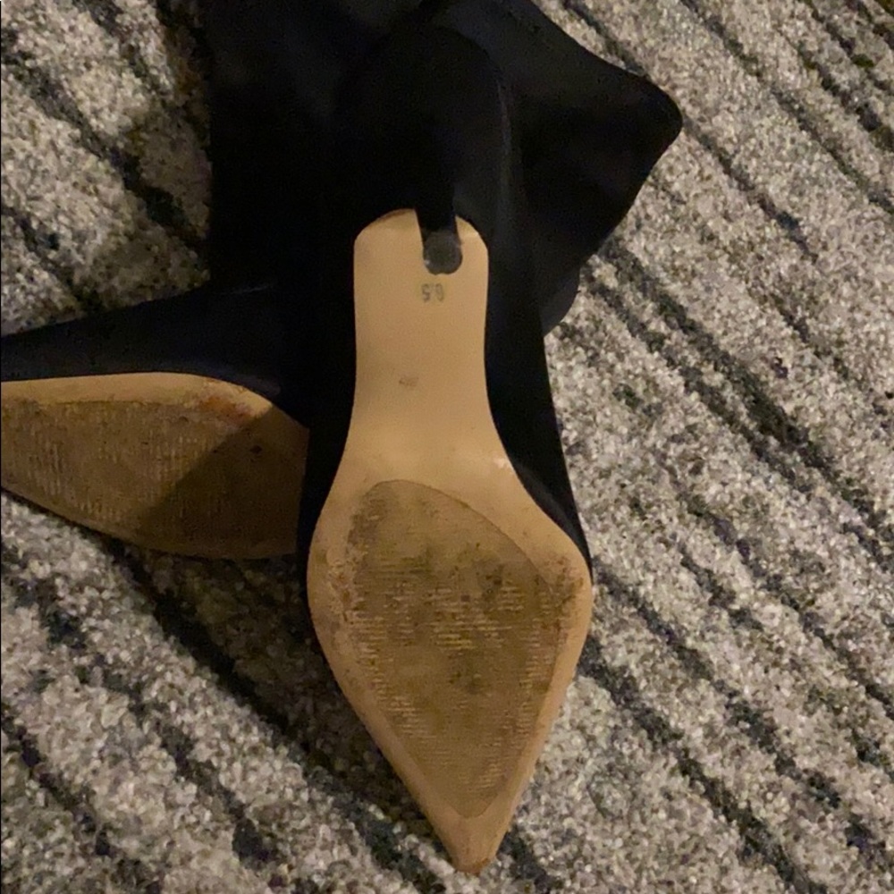 Woman boots. - Picture 3 of 3